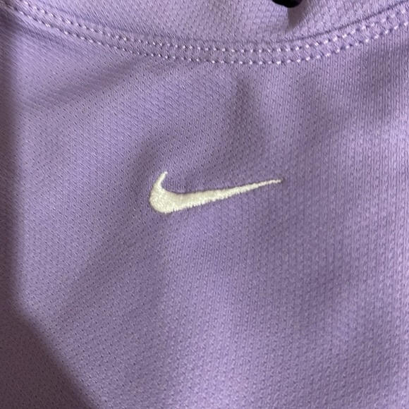 Nike Purple/lavender short Sleeve Top, nylon material NWOT TAG PULL - Picture 6 of 11